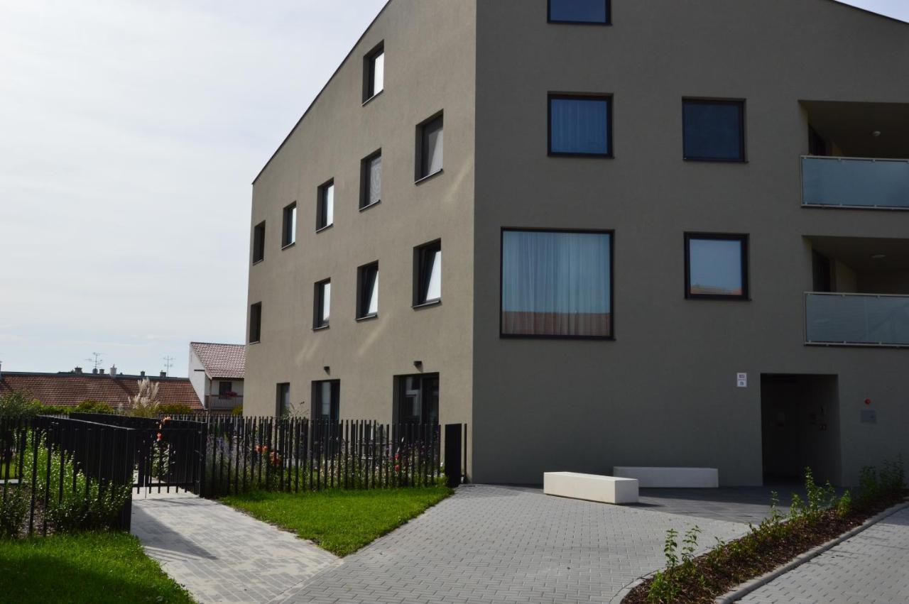 Palm Garden Apartment 1 Mikulov Εξωτερικό φωτογραφία